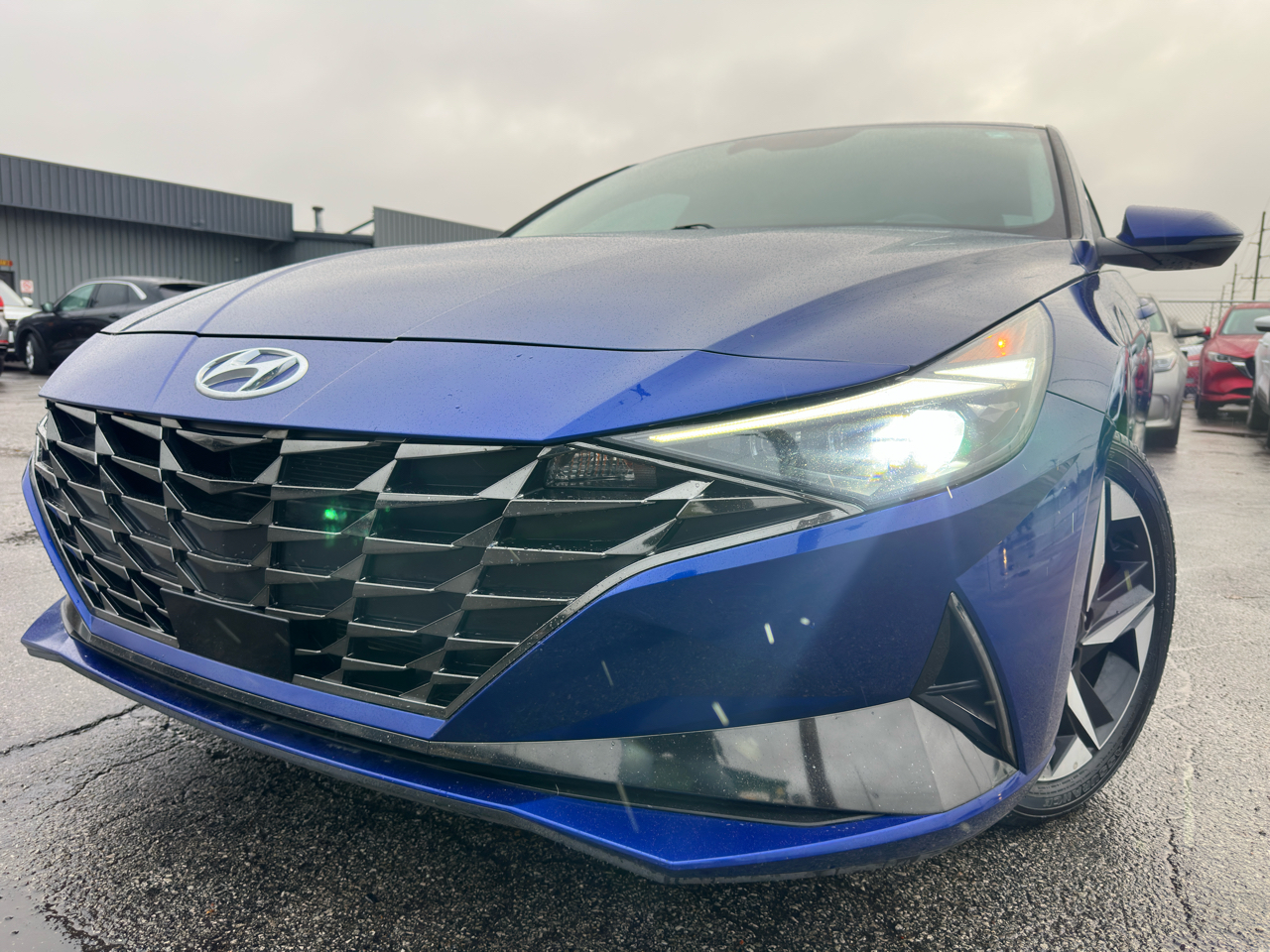 2021 Hyundai Elantra Limited photo 2