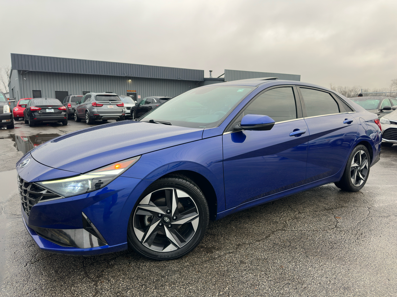 2021 Hyundai Elantra Limited photo 3