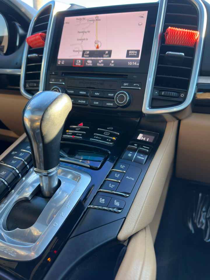 Porsche Cayenne AWD 2018