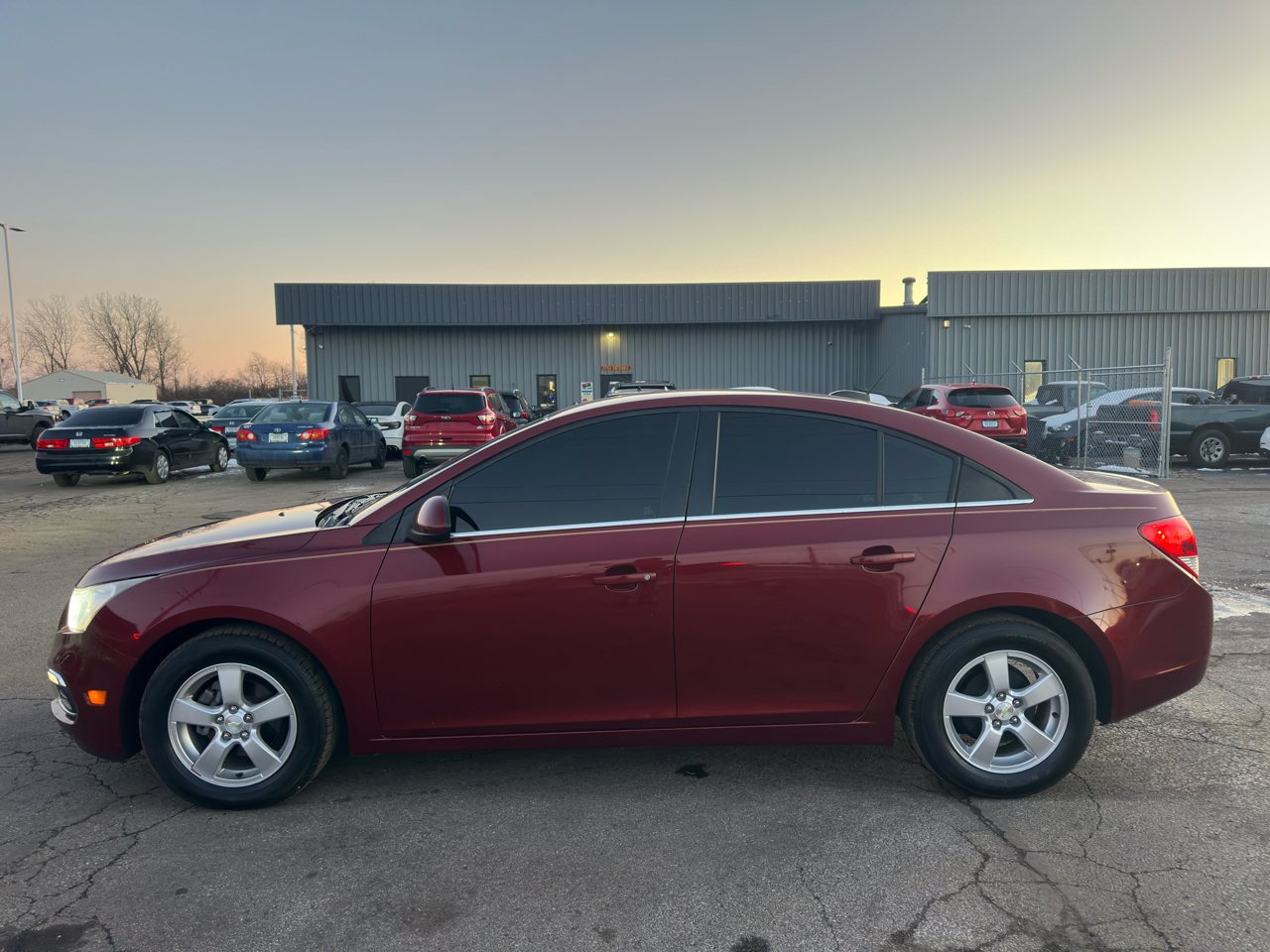 Chevrolet Cruze Limited 4dr Sdn Auto LT w/1LT 2016