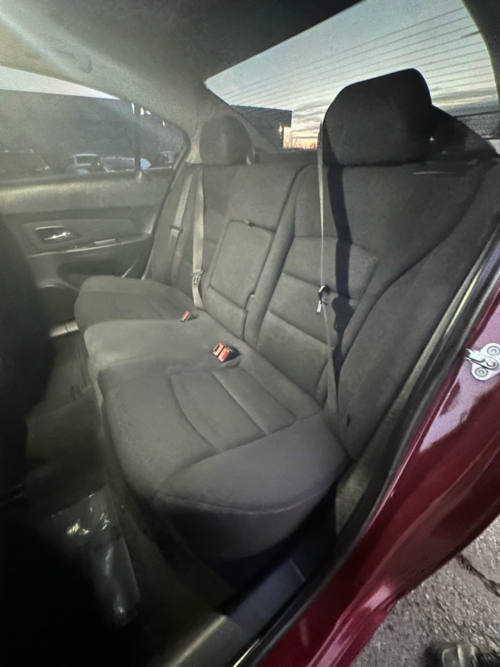 Chevrolet Cruze Limited 4dr Sdn Auto LT w/1LT 2016