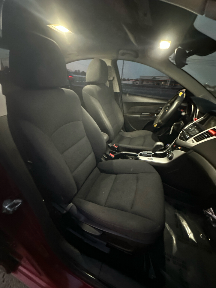 Chevrolet Cruze Limited 4dr Sdn Auto LT w/1LT 2016