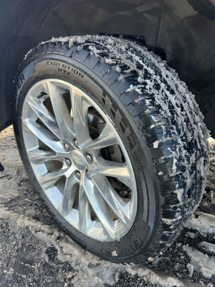 Chevrolet Tahoe 4WD 4dr Premier 2019