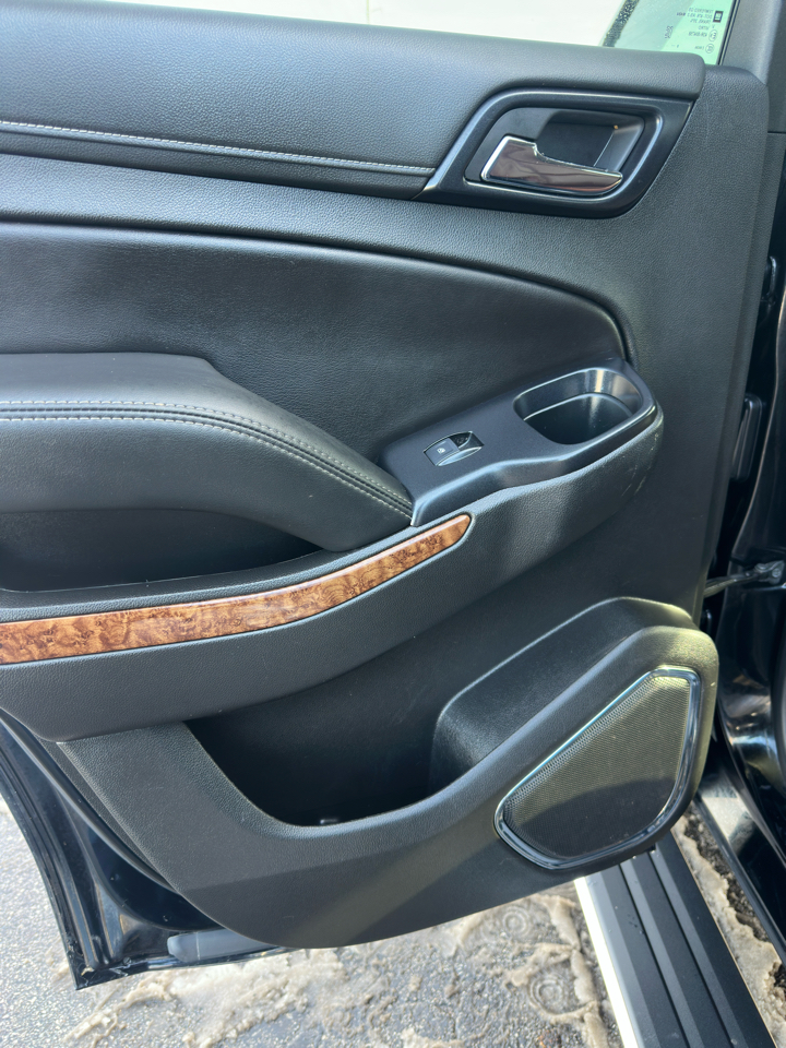 Chevrolet Tahoe 4WD 4dr Premier 2019