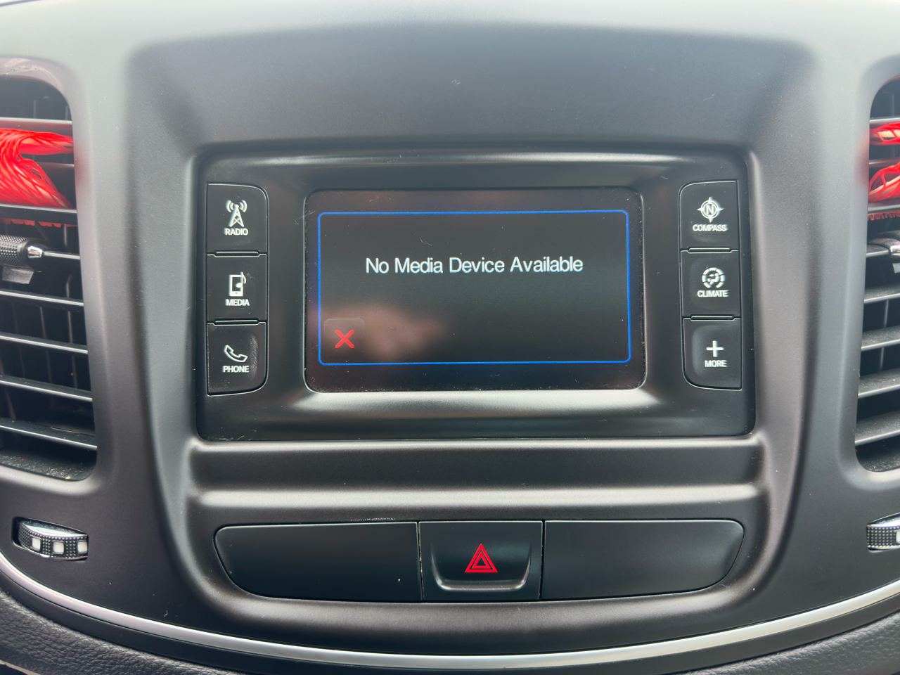 Chrysler 200 4dr Sdn Limited FWD 2015