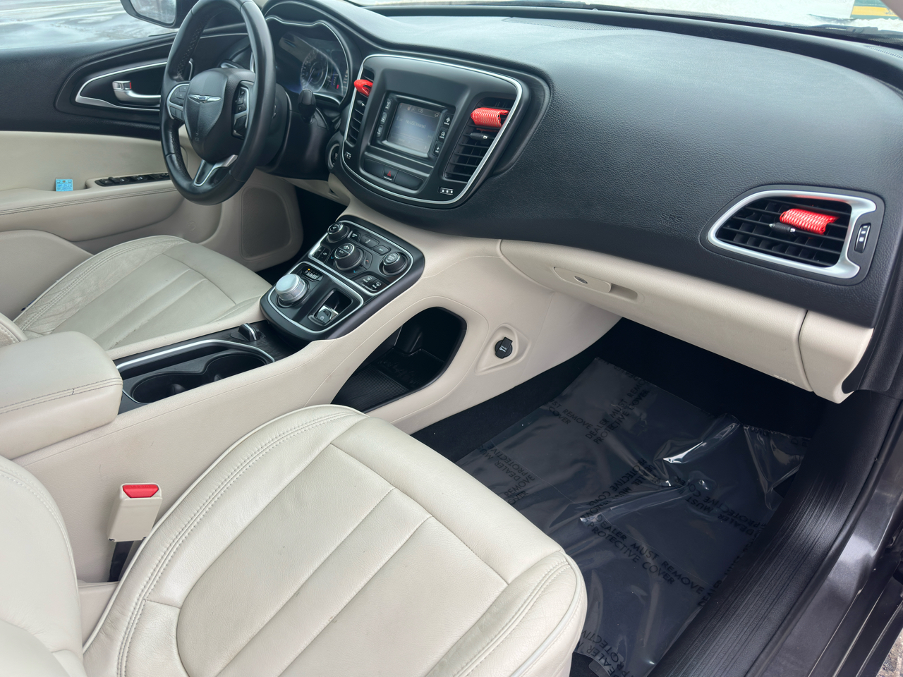 Chrysler 200 4dr Sdn Limited FWD 2015