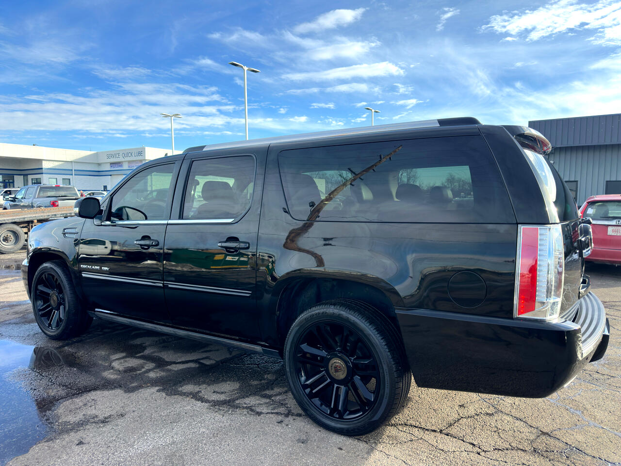 Cadillac Escalade ESV AWD 4dr Premium 2013