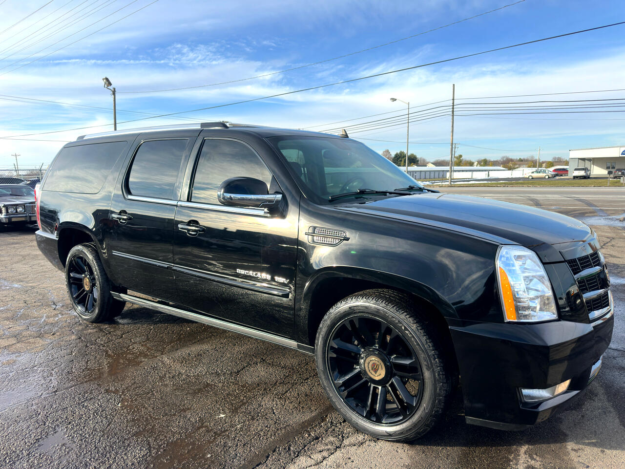 Cadillac Escalade ESV AWD 4dr Premium 2013