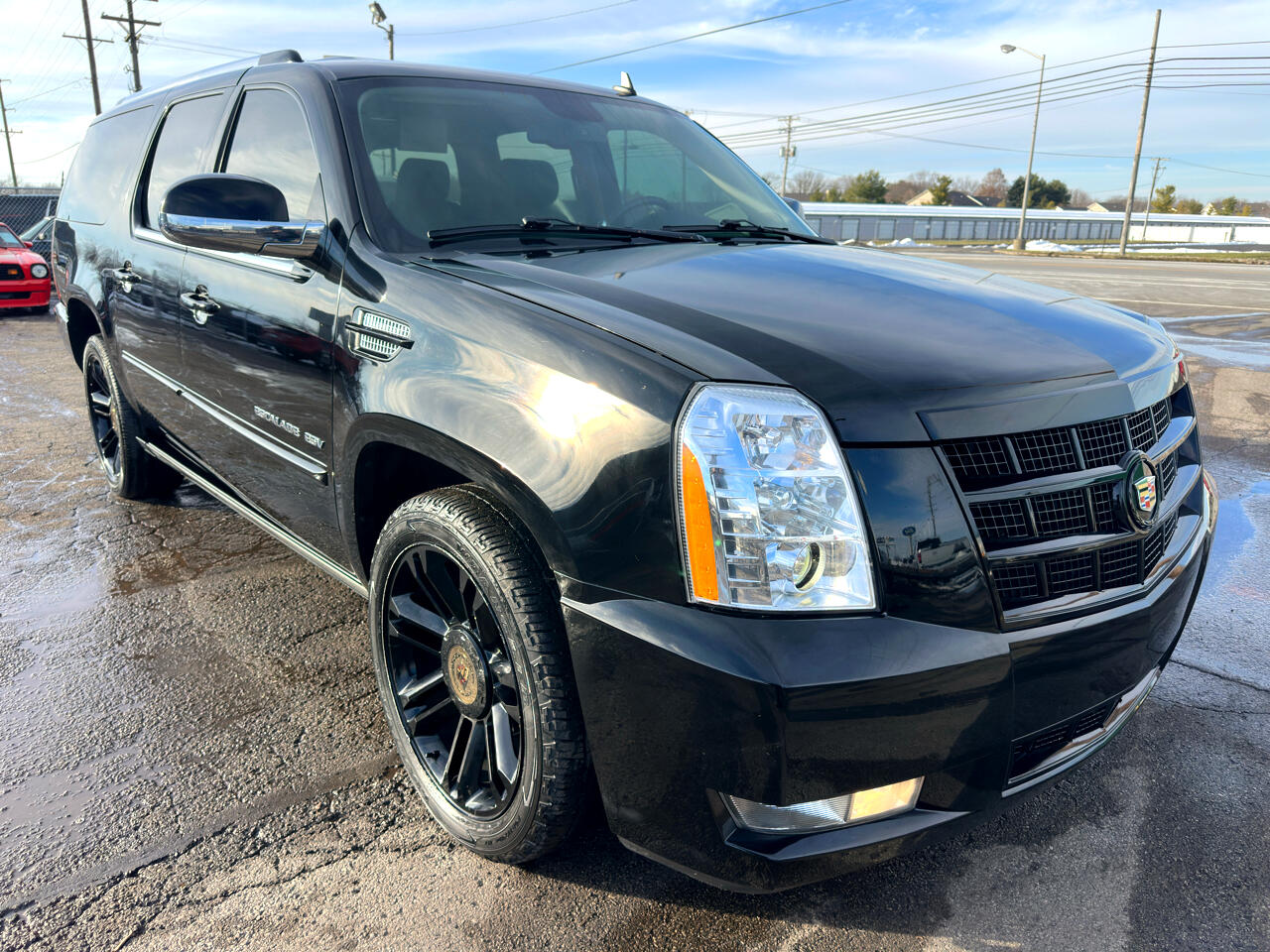 Cadillac Escalade ESV AWD 4dr Premium 2013
