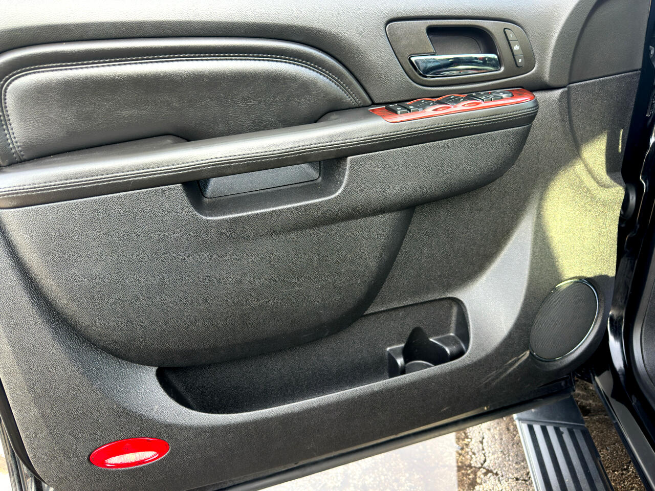 Cadillac Escalade ESV AWD 4dr Premium 2013