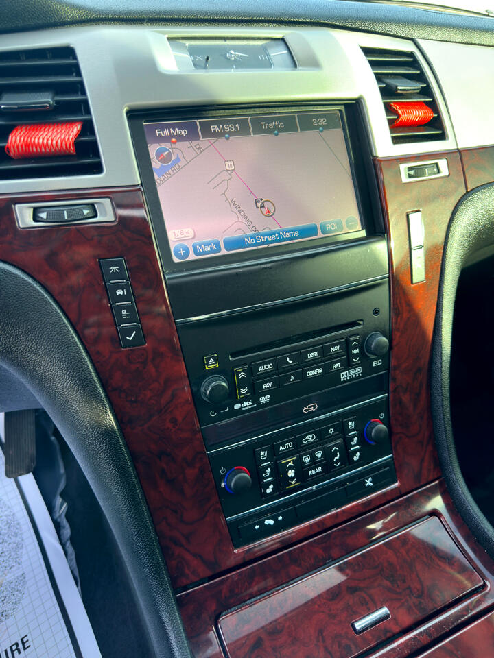 Cadillac Escalade ESV AWD 4dr Premium 2013