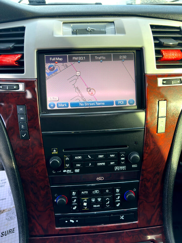 Cadillac Escalade ESV AWD 4dr Premium 2013