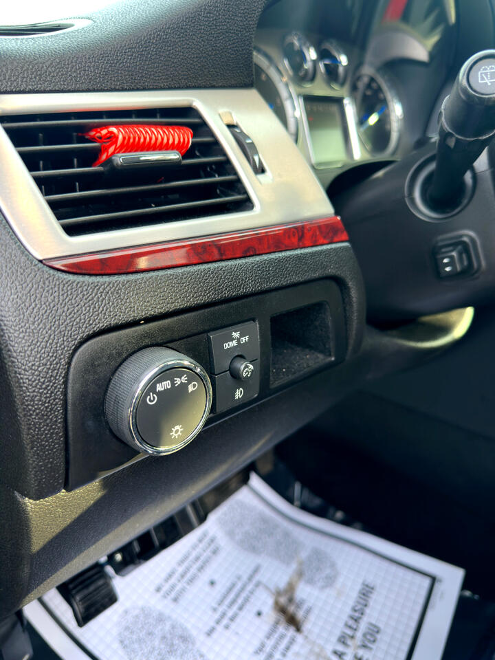 Cadillac Escalade ESV AWD 4dr Premium 2013