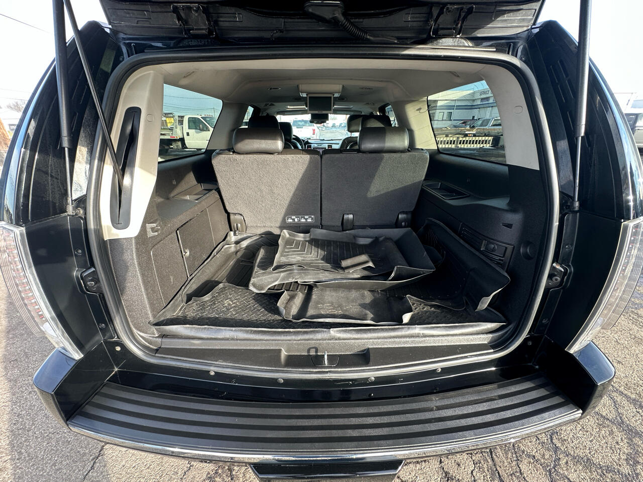 Cadillac Escalade ESV AWD 4dr Premium 2013