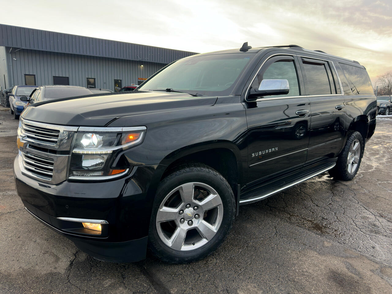Chevrolet Suburban 4WD 4dr 1500 Premier 2017