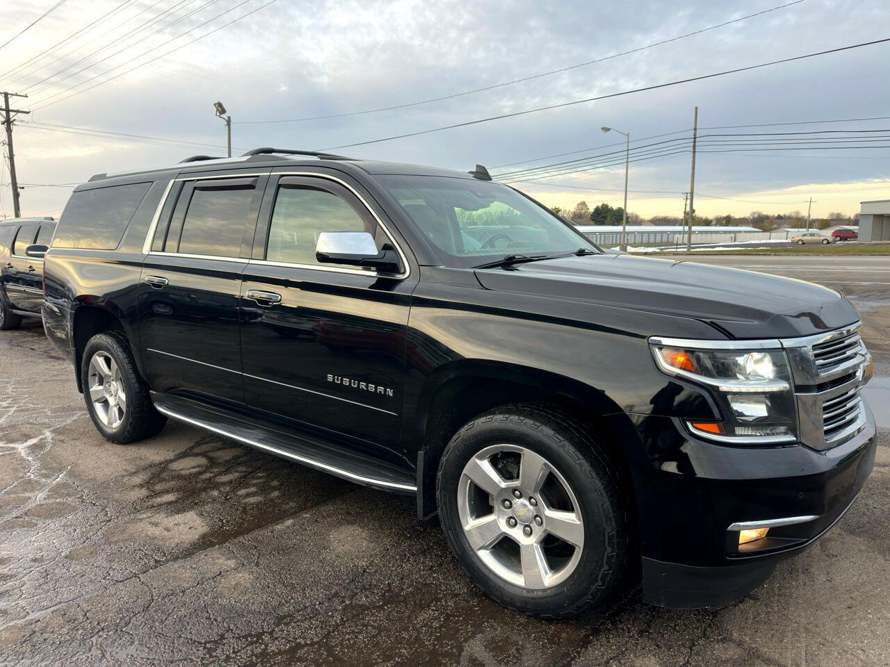 Chevrolet Suburban 4WD 4dr 1500 Premier 2017