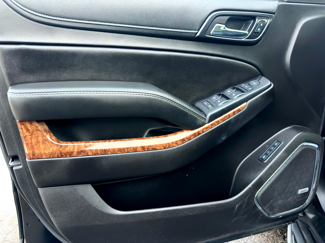 Chevrolet Suburban 4WD 4dr 1500 Premier 2017