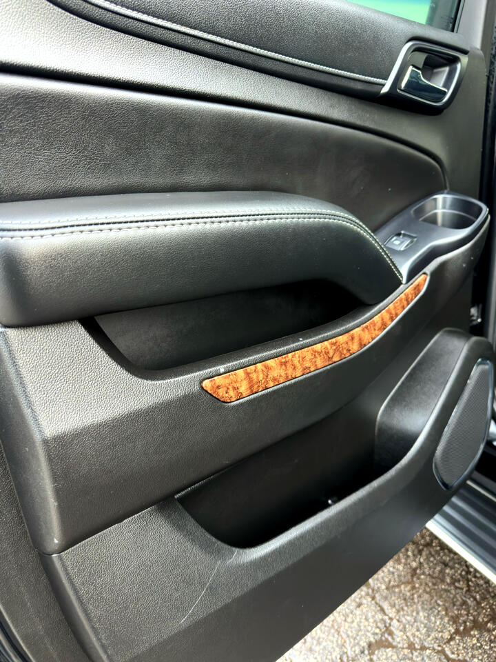 Chevrolet Suburban 4WD 4dr 1500 Premier 2017