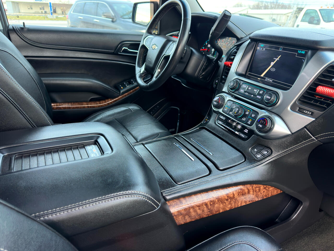 Chevrolet Suburban 4WD 4dr 1500 Premier 2017