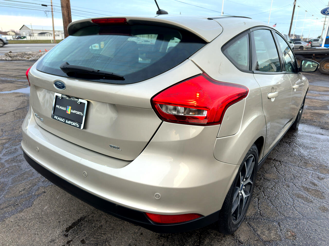 Ford Focus SEL Hatch 2017