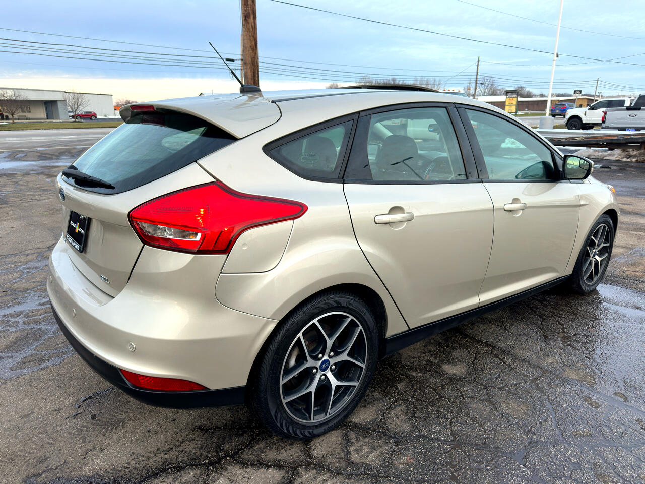 Ford Focus SEL Hatch 2017