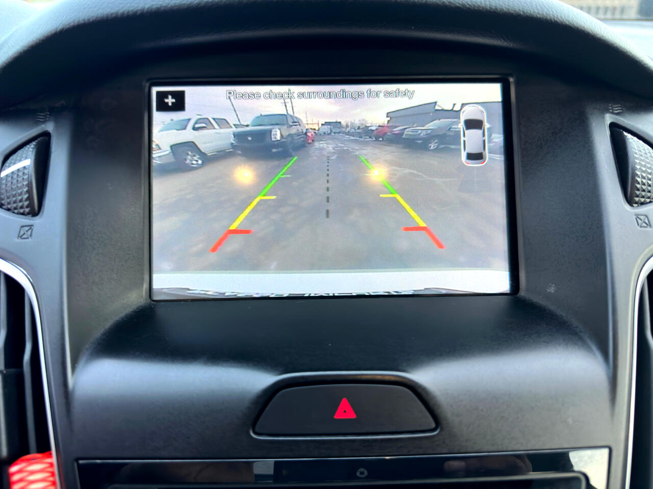 Ford Focus SEL Hatch 2017