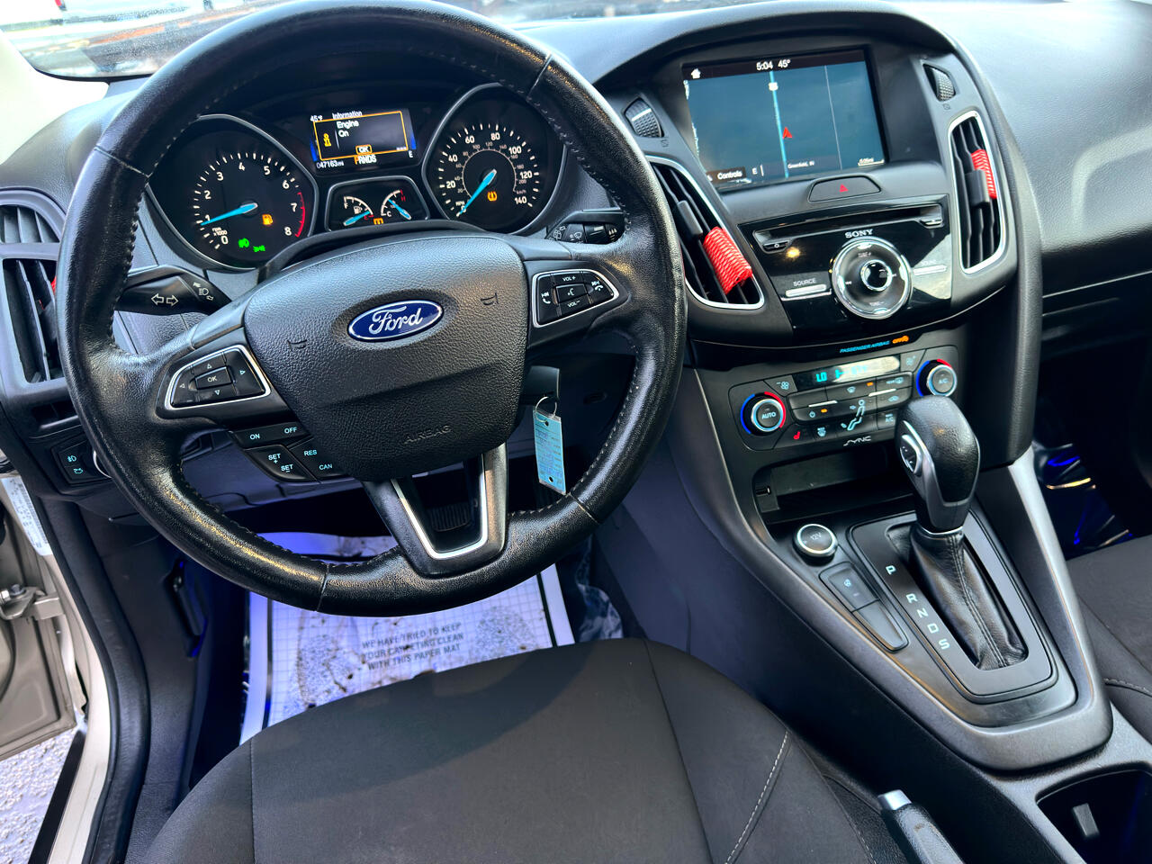 Ford Focus SEL Hatch 2017