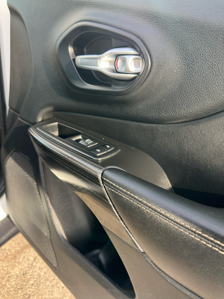 Jeep Cherokee FWD 4dr Limited 2014