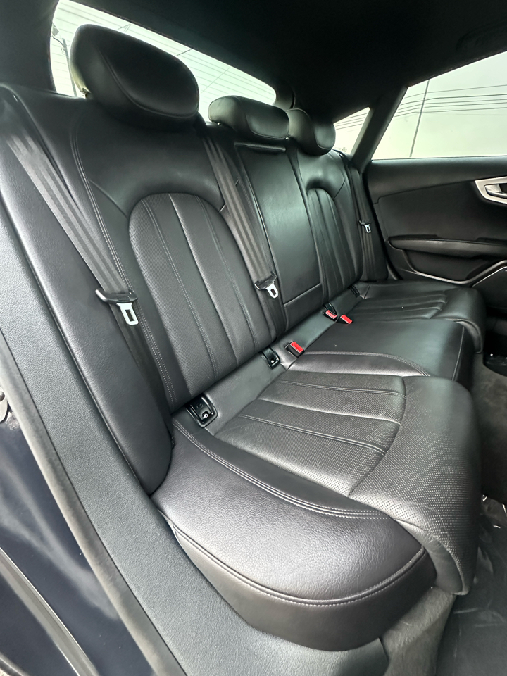 Audi A7 4dr HB quattro 3.0 Prestige 2014