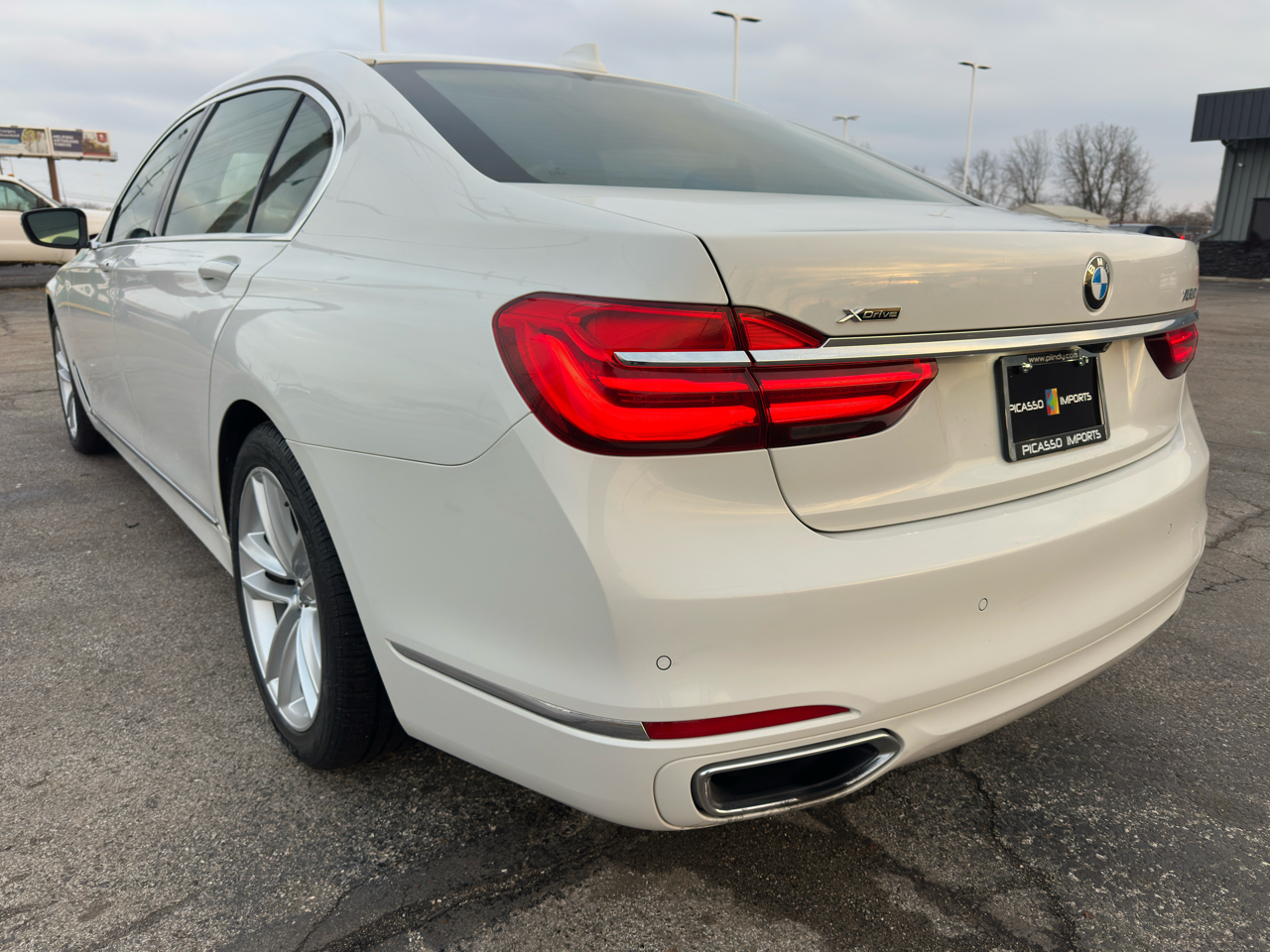 BMW 7 Series 750i xDrive Sedan 2017