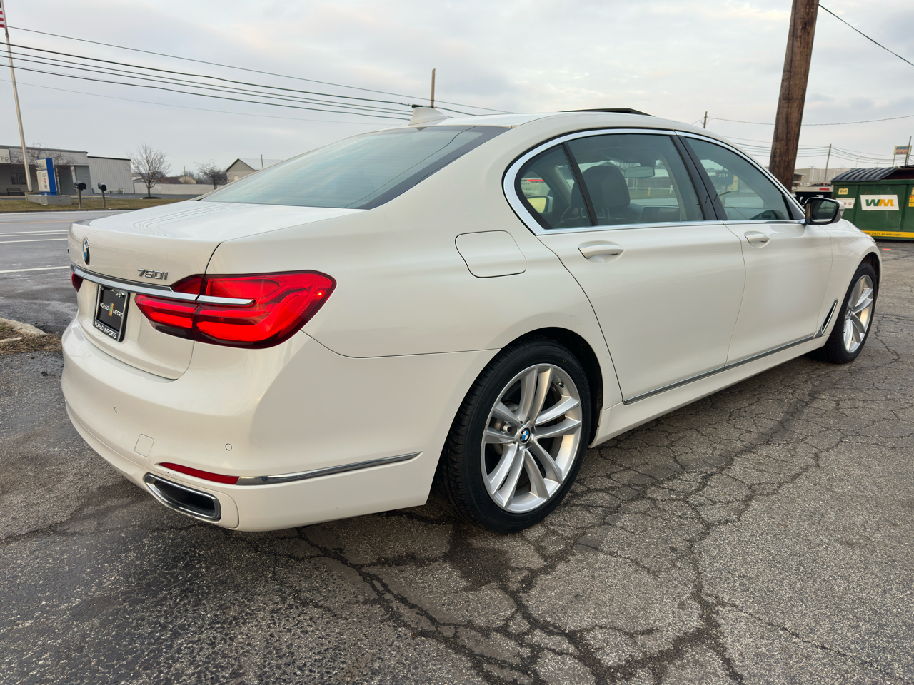 BMW 7 Series 750i xDrive Sedan 2017