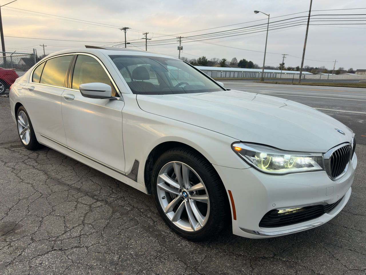BMW 7 Series 750i xDrive Sedan 2017