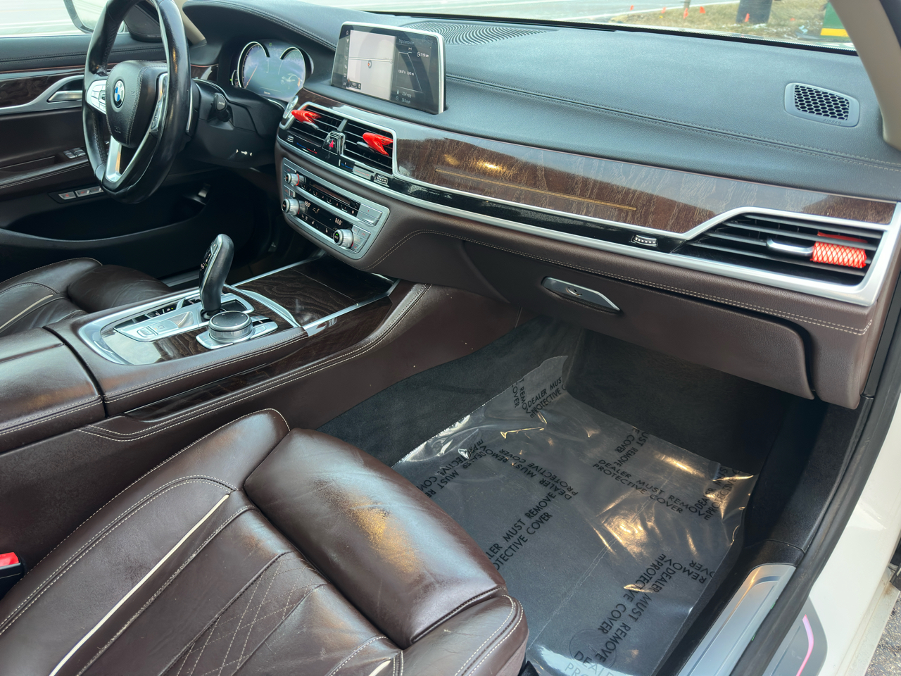 BMW 7 Series 750i xDrive Sedan 2017