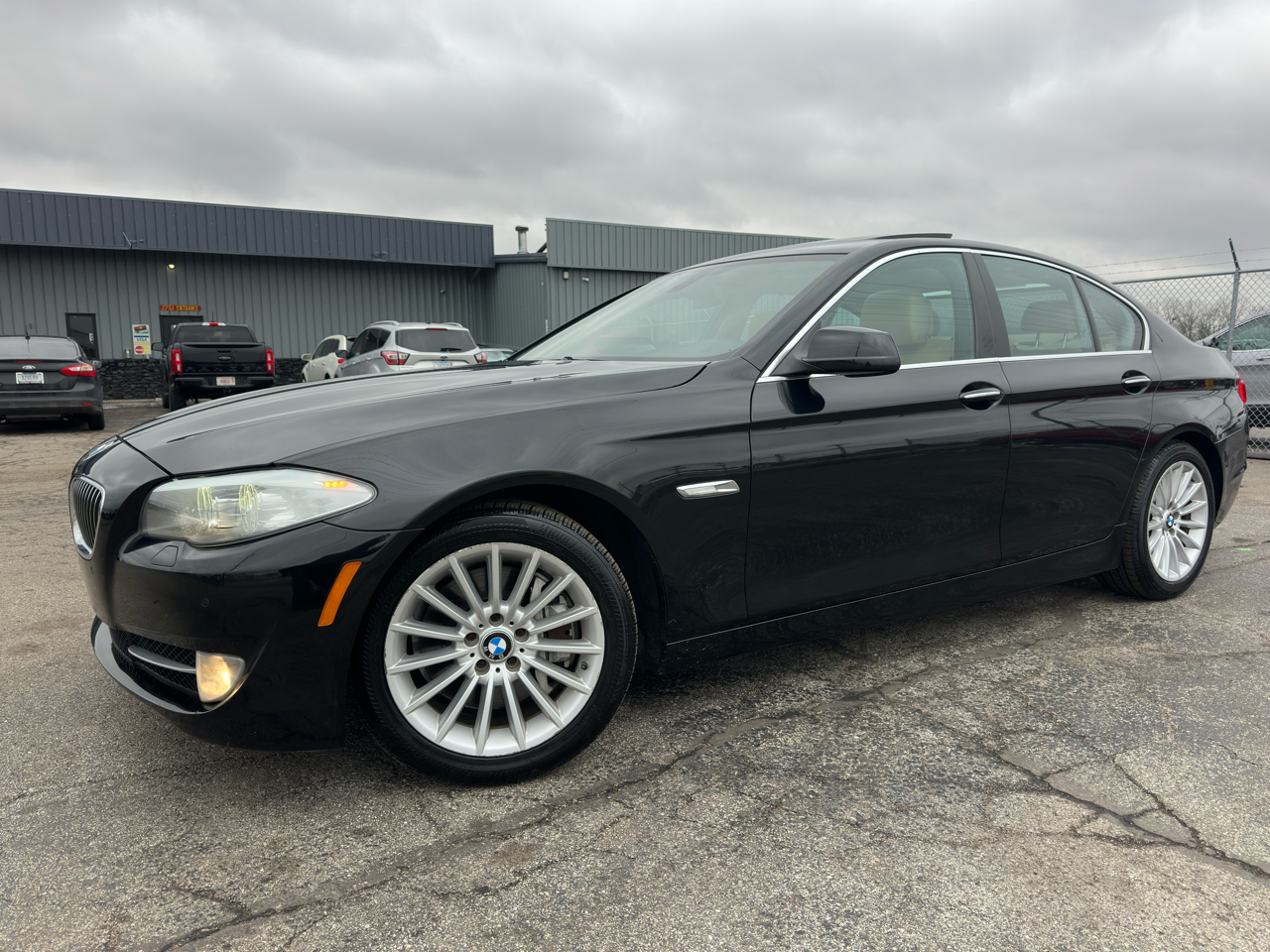 BMW 5 Series 4dr Sdn 535i RWD 2011