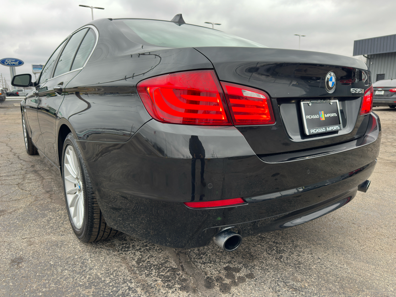 BMW 5 Series 4dr Sdn 535i RWD 2011