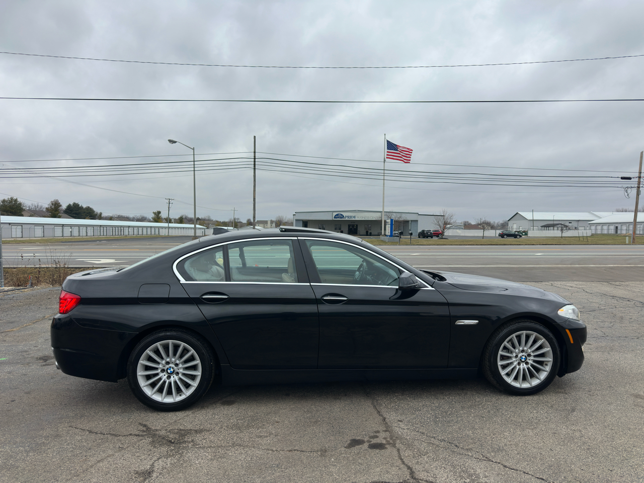 BMW 5 Series 4dr Sdn 535i RWD 2011