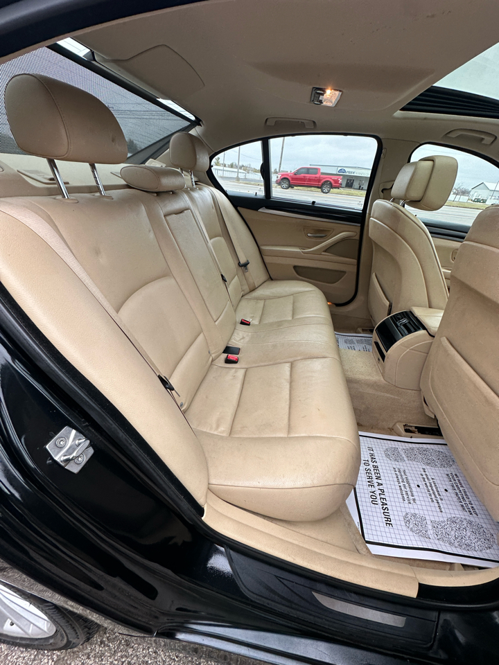 BMW 5 Series 4dr Sdn 535i RWD 2011