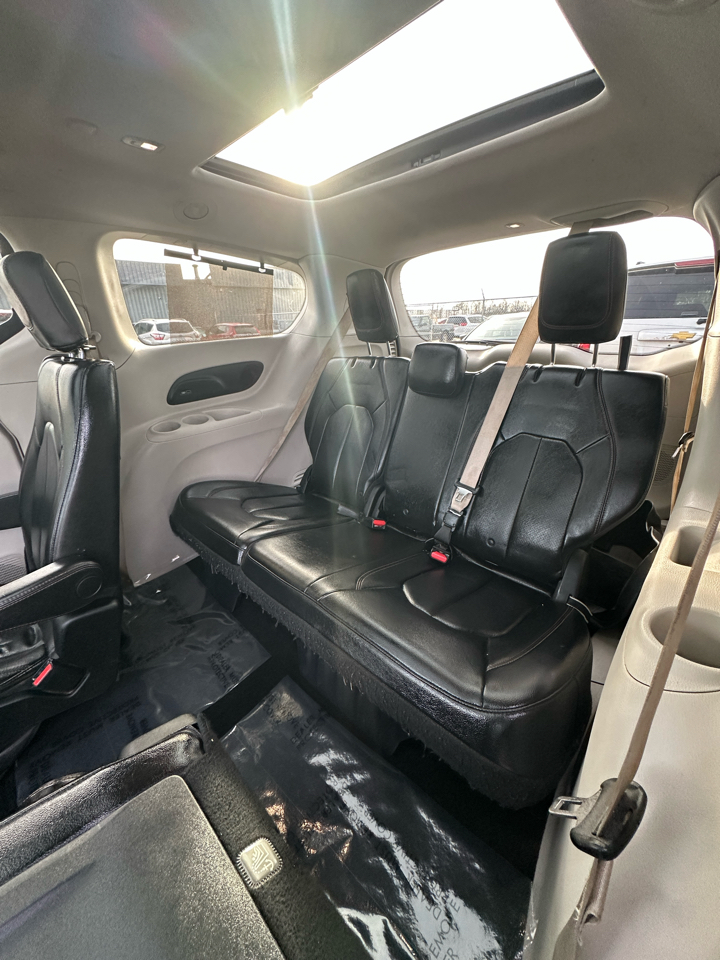 Chrysler Pacifica Touring L Plus FWD 2018