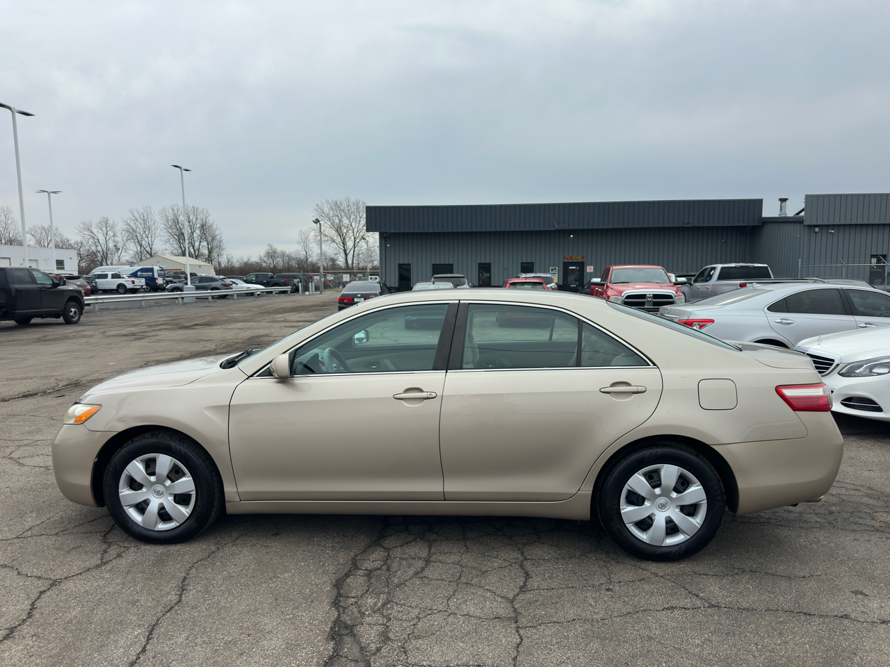 Toyota Camry 4dr Sdn V6 Auto XLE (Natl) 2009