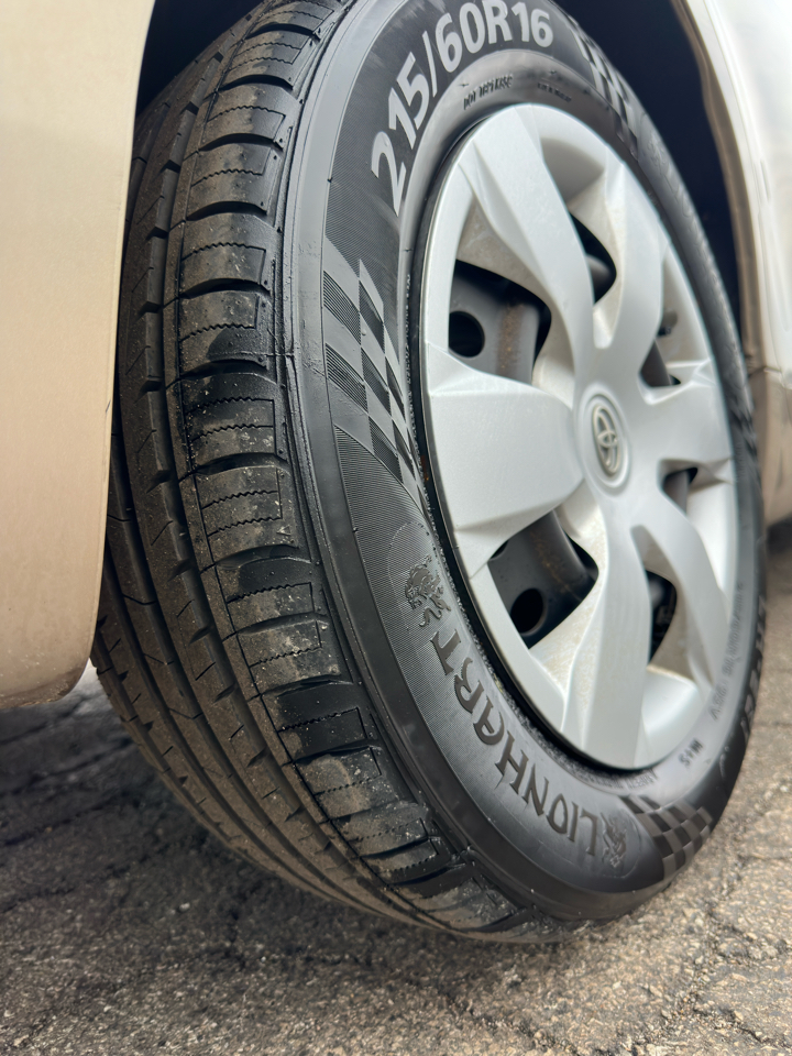 Toyota Camry 4dr Sdn V6 Auto XLE (Natl) 2009