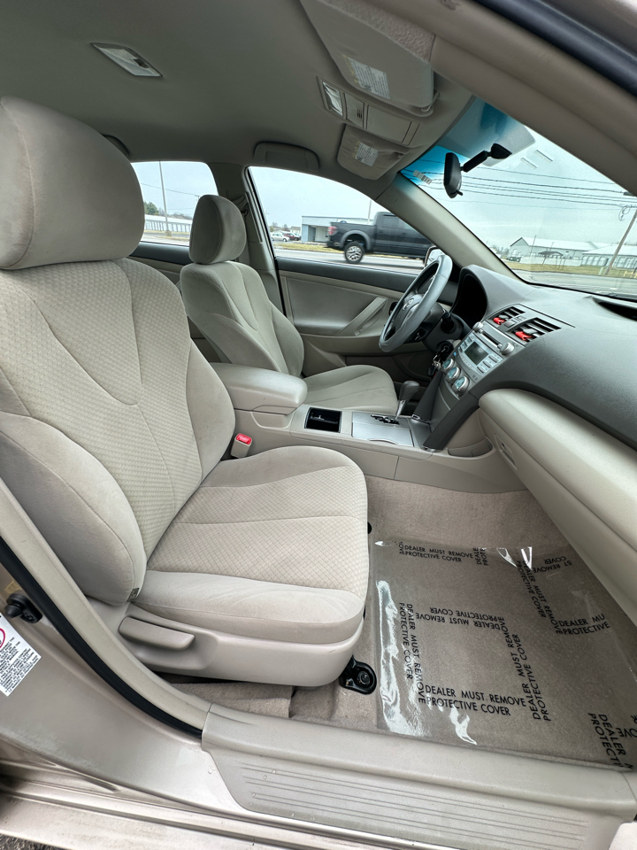 Toyota Camry 4dr Sdn V6 Auto XLE (Natl) 2009