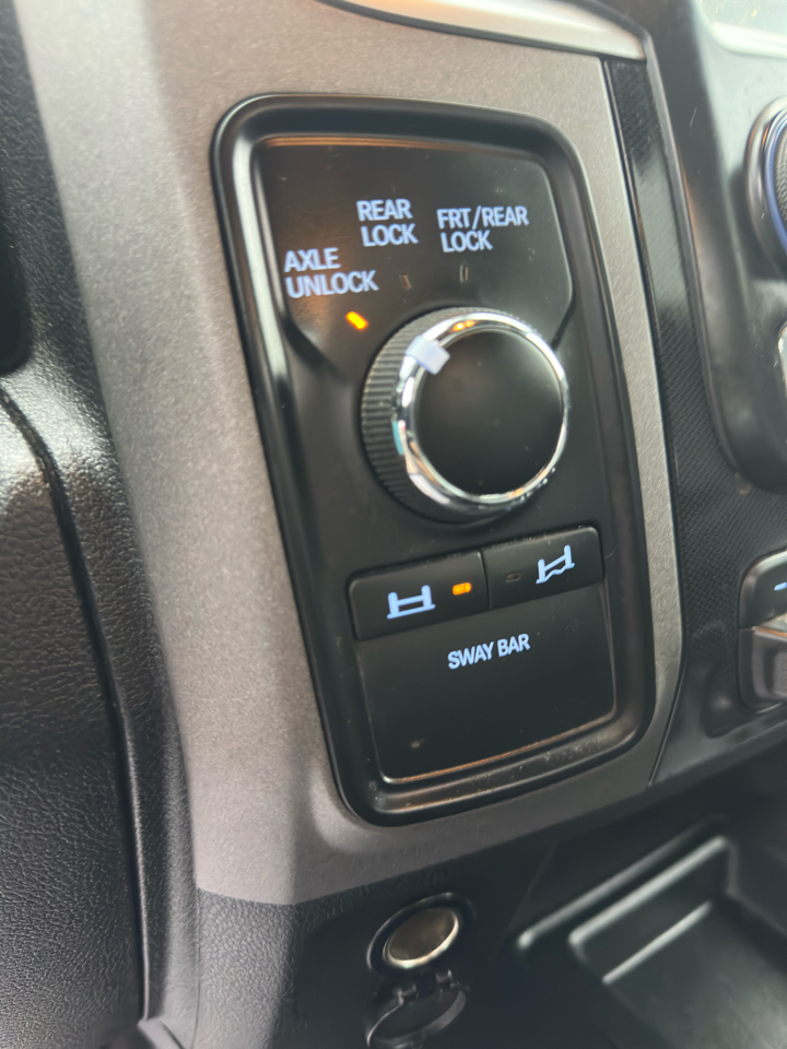 RAM 2500 Power Wagon 4x4 Crew Cab 6'4" Box 2017