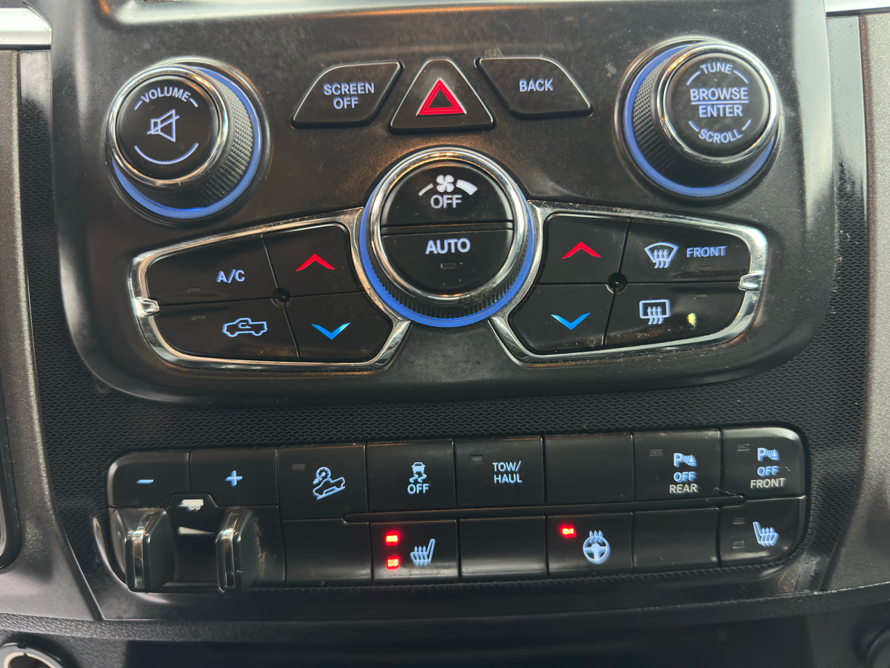 RAM 2500 Power Wagon 4x4 Crew Cab 6'4" Box 2017