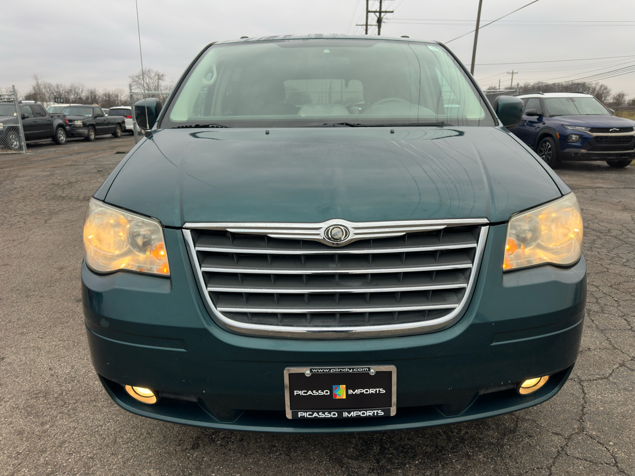 Chrysler Town & Country 4dr Wgn Touring 2009