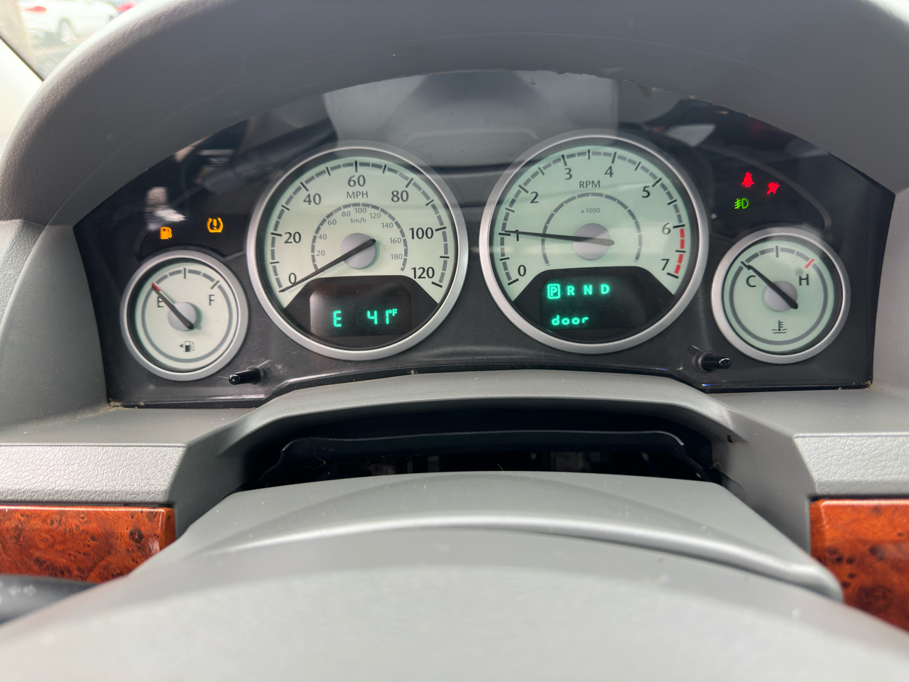 Chrysler Town & Country 4dr Wgn Touring 2009