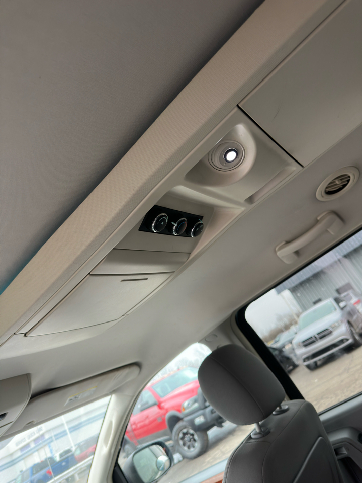 Chrysler Town & Country 4dr Wgn Touring 2009