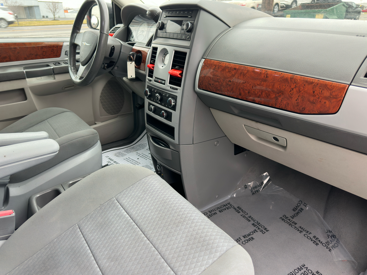 Chrysler Town & Country 4dr Wgn Touring 2009