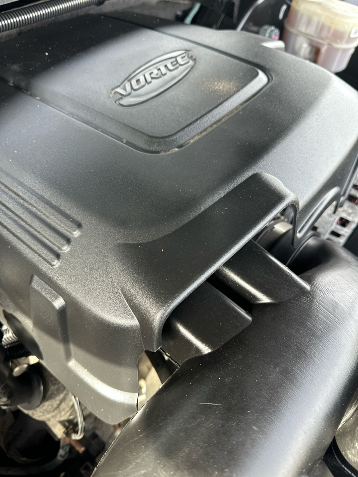 GMC Yukon XL AWD 4dr 1500 Denali 2011