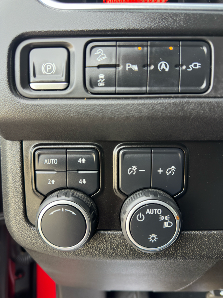 Chevrolet Suburban 4WD 4dr Z71 2021