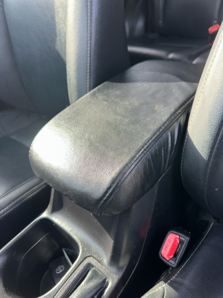 Toyota RAV4 AWD 4dr Limited (Natl) 2014